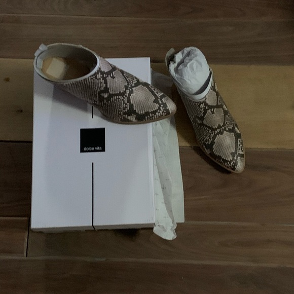 Snakeskin heeled mules - Picture 3 of 5